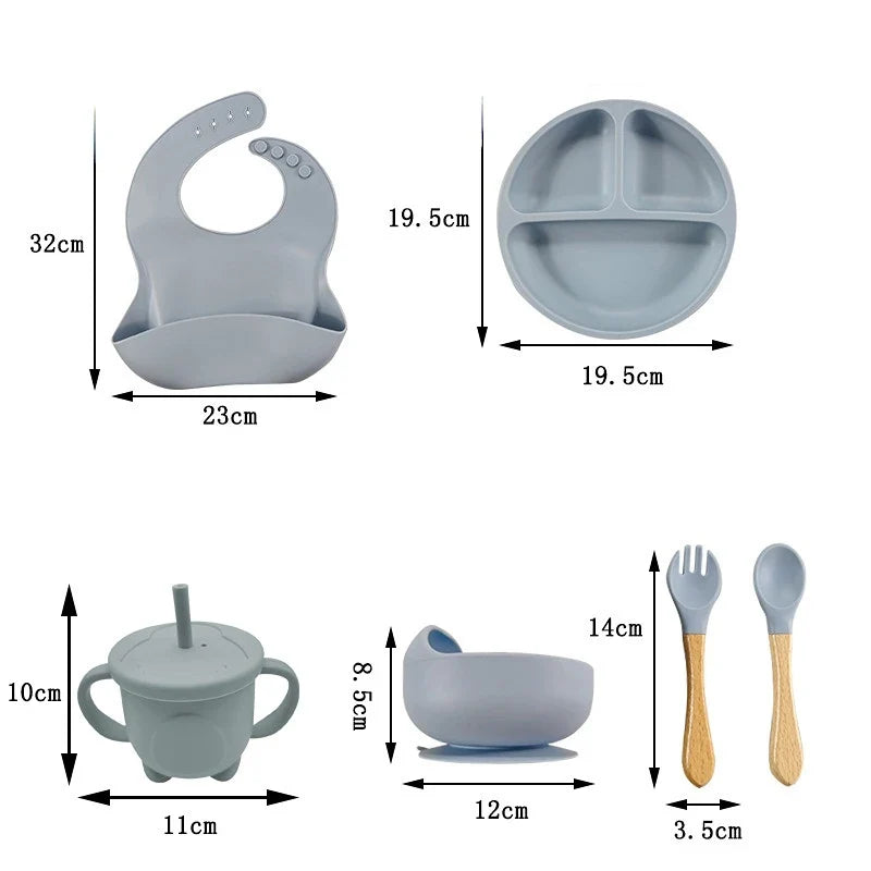 8 Piece Baby and Child's Attractive Dish Set